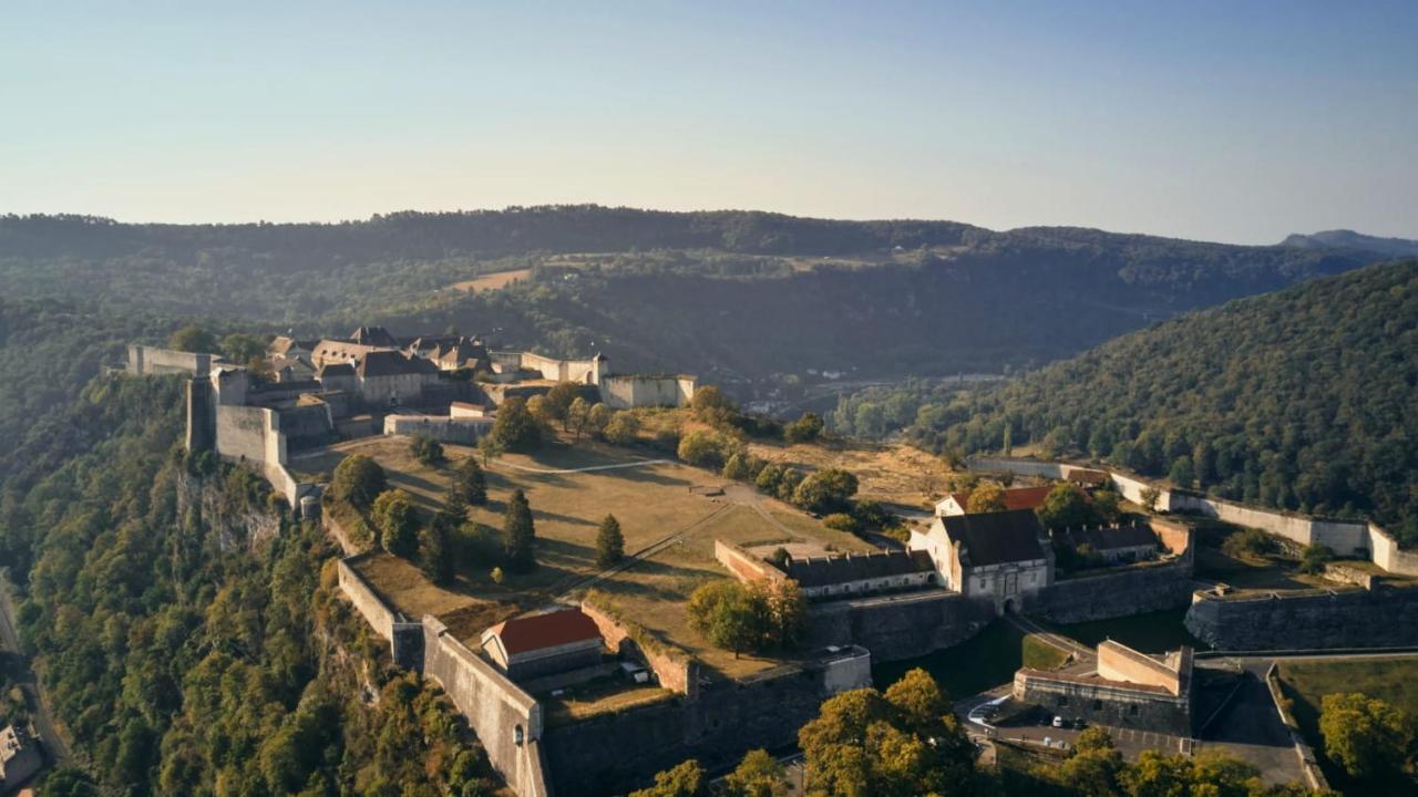 Vue Spectaculaire - La Verriere - Centre-ville - Home-one Besancon